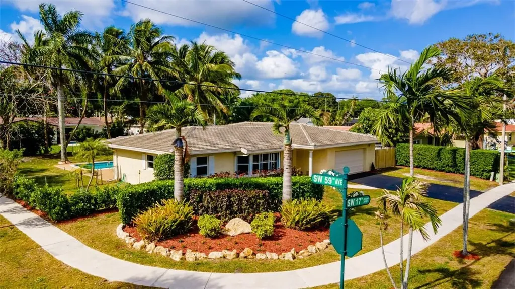 5900 SW 17th Court Plantation FL 33317
