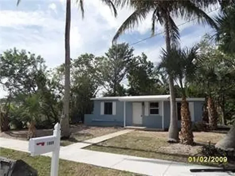 1800 NE 51st Court Pompano Beach FL 33064