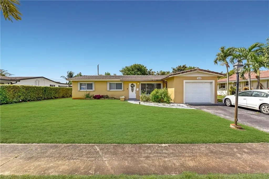 4848 NW 6th Court Plantation FL 33317