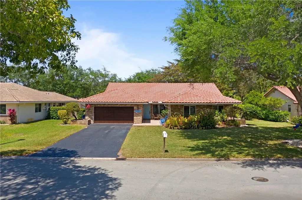 11241 NW 1st Court Coral Springs FL 33071