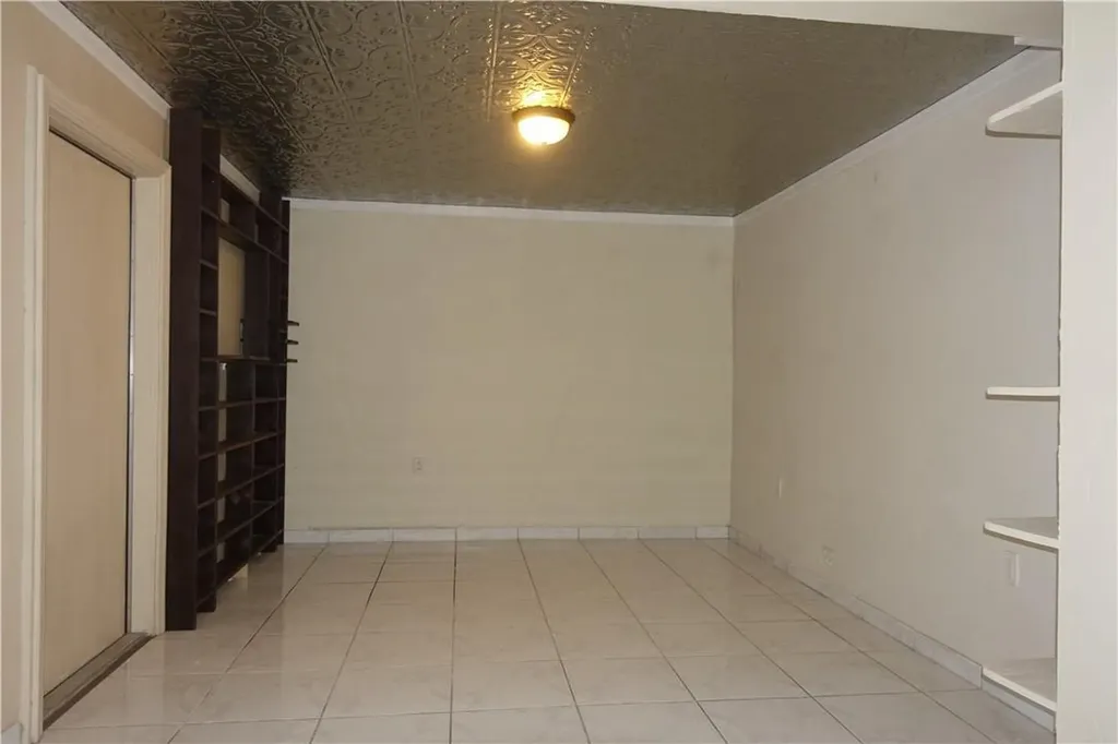 6941 NW 81st Place Tamarac FL 33321