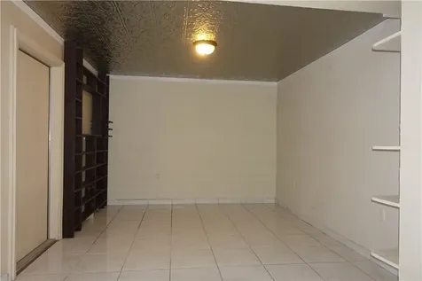 6941 NW 81st Place Tamarac FL 33321