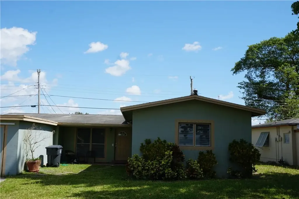 4141 SW 36th Street West Park FL 33023