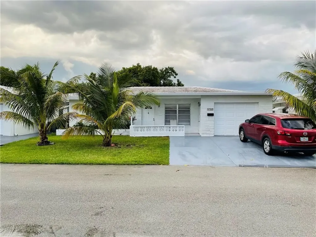 6708 NW 72nd Street Tamarac FL 33321