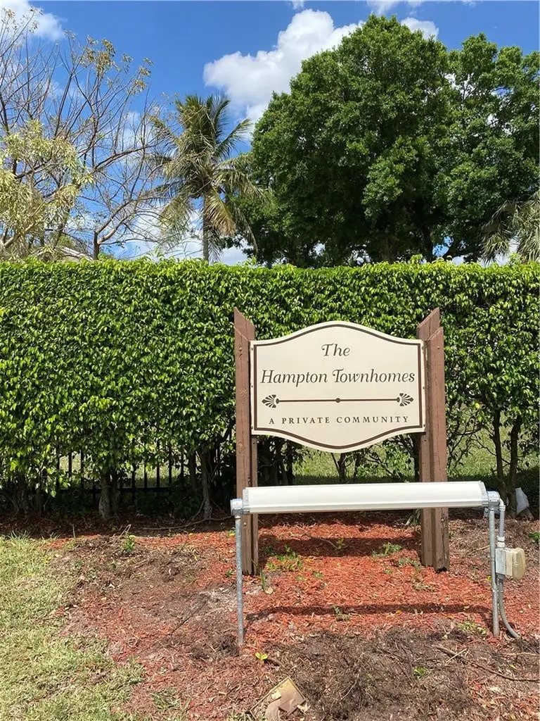 1361 Sussex Drive North Lauderdale FL 33068
