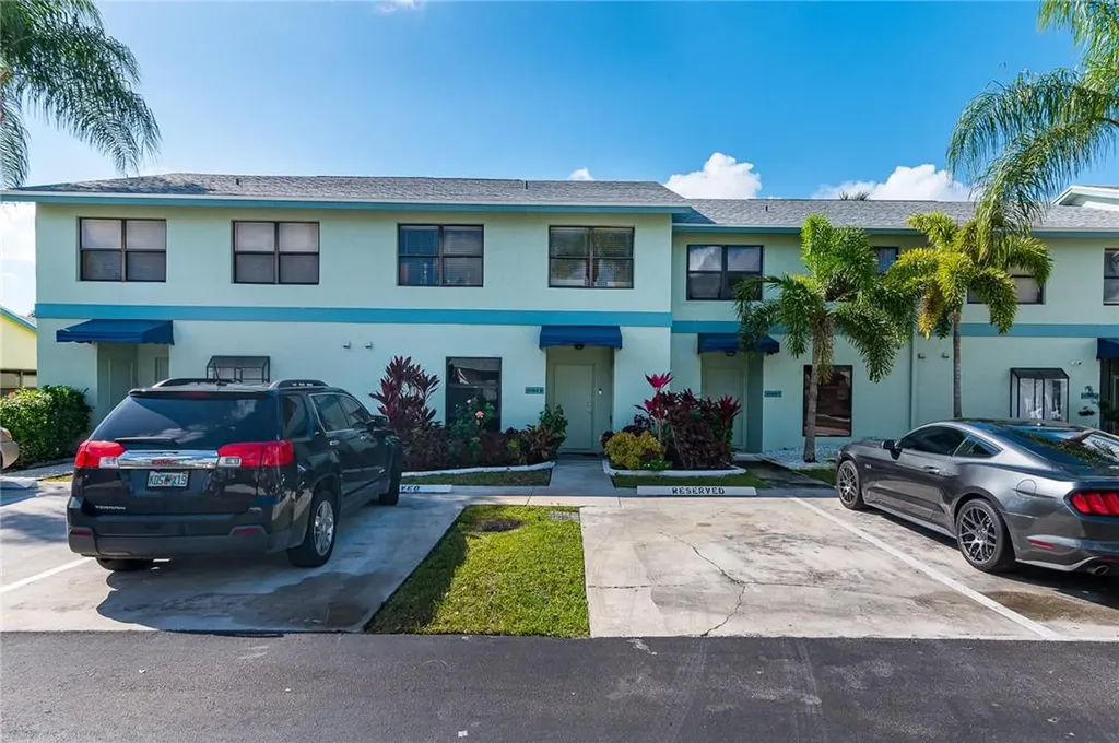 9094 SW 21st Court Boca Raton FL 33428