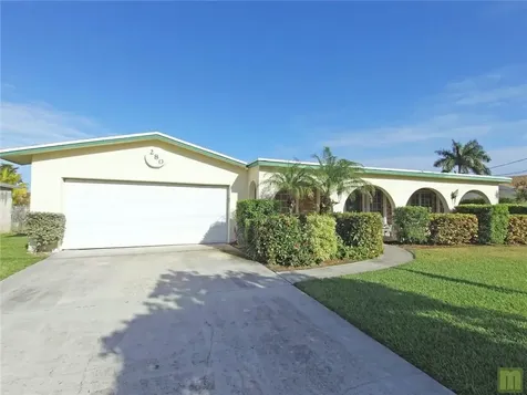 280 NW 43rd Avenue Coconut Creek FL 33066