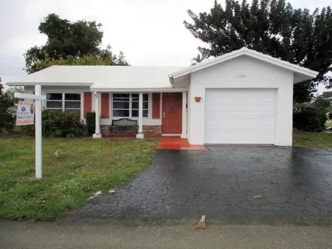 6905 NW 76th Drive Tamarac FL 33321