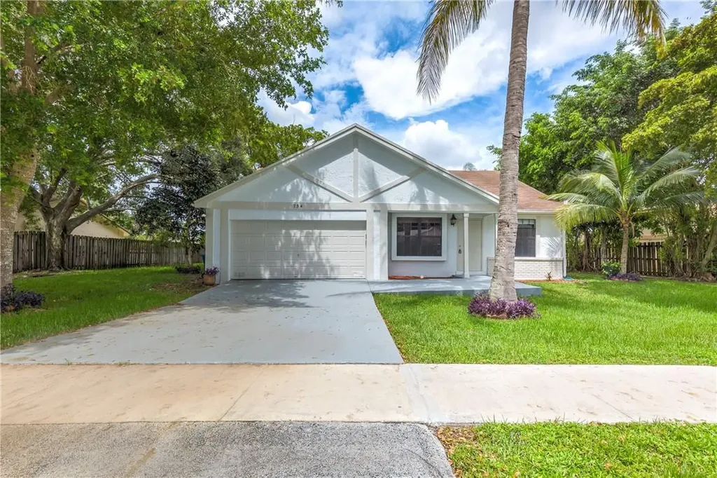 754 SW 158th Lane Sunrise FL 33326