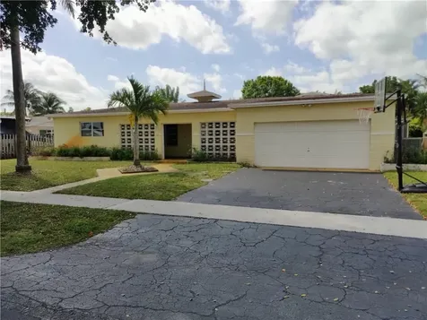 391 SW 53rd Avenue Plantation FL 33317