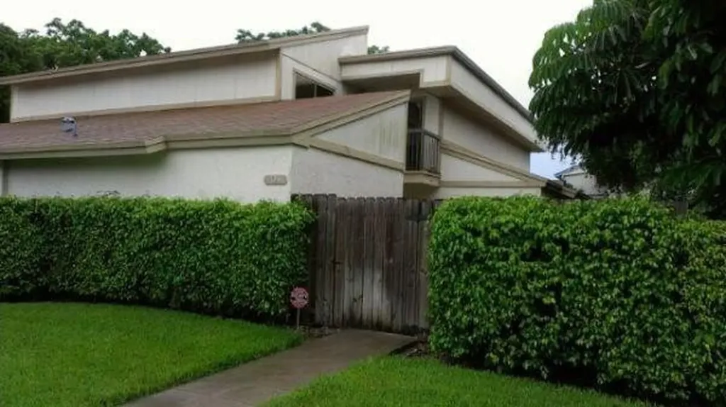 13297 NW 6th Court Plantation FL 33325