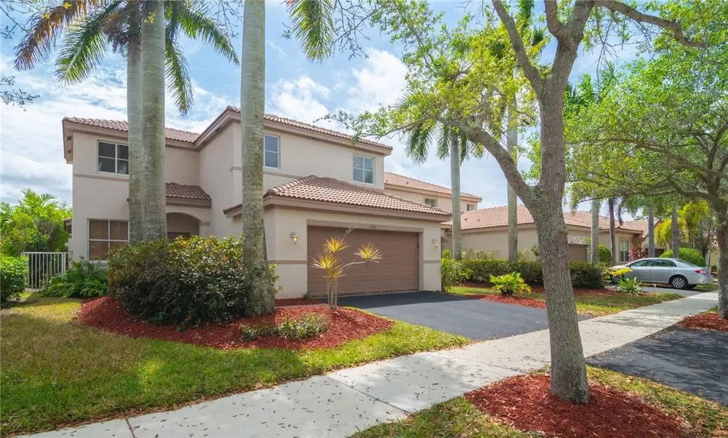 1920 Aspen Lane Weston FL 33327