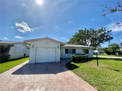 1651 NW 85th Avenue Plantation FL 33322