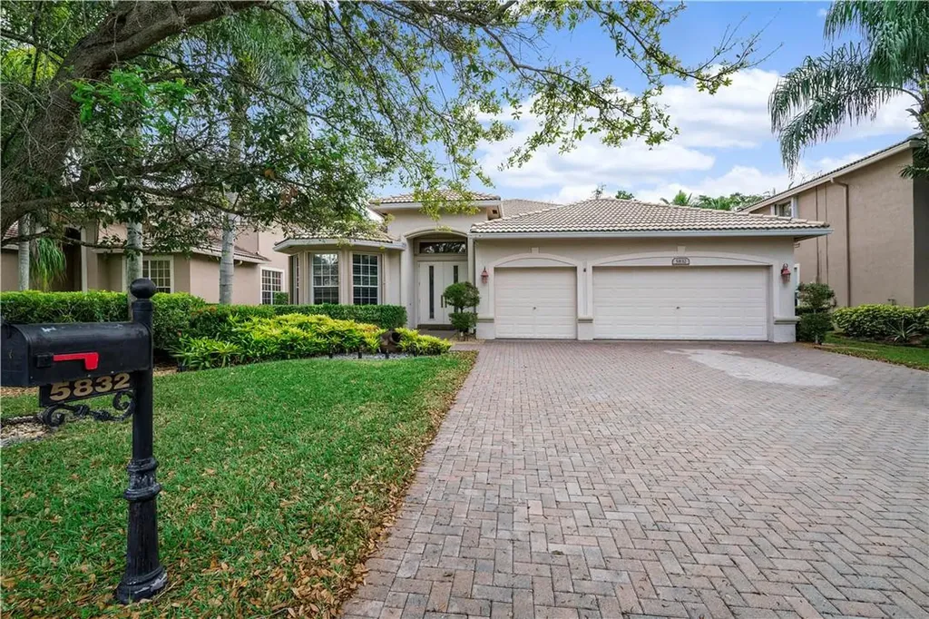 5832 NW 56th Drive Coral Springs FL 33067