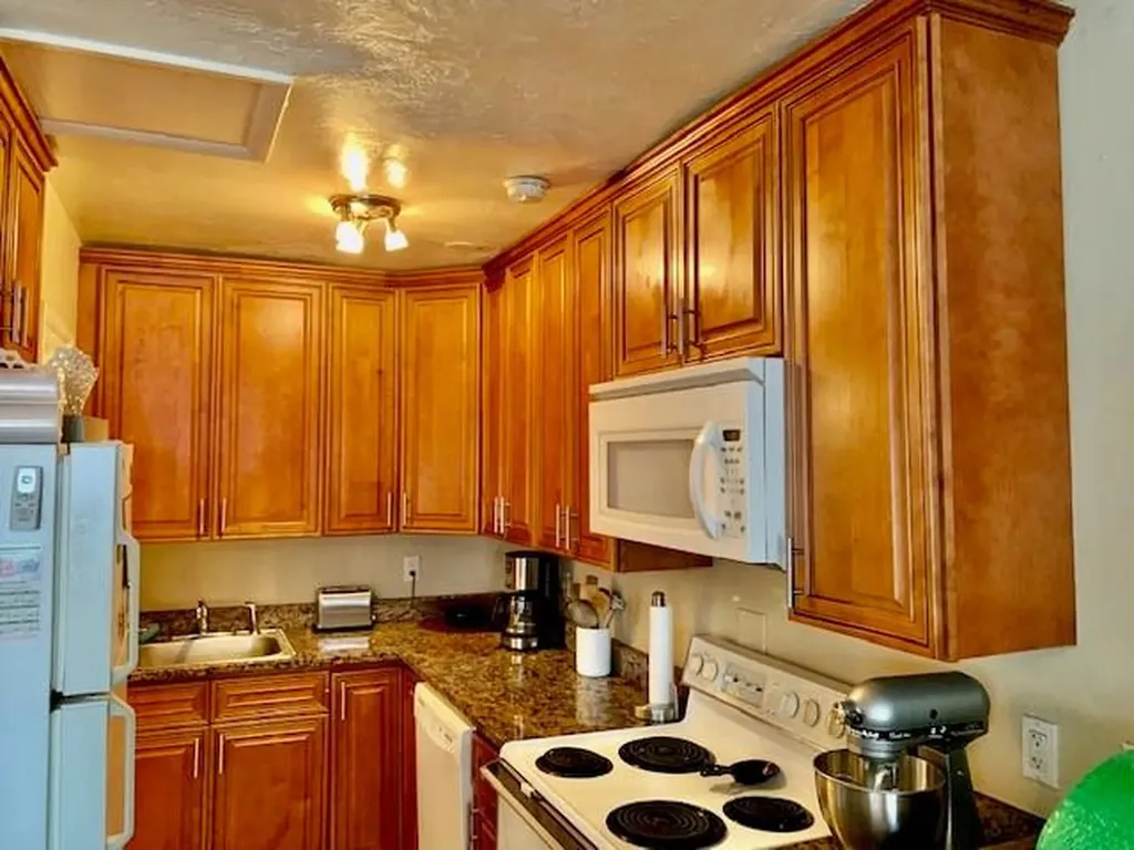 600 NE 28th Street Wilton Manors FL 33334