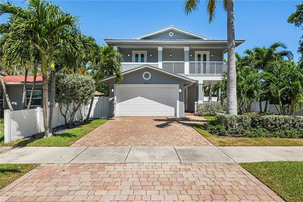 1431 NE 34th Court Oakland Park FL 33334