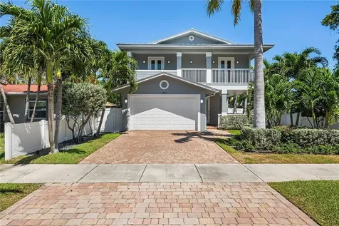 1431 NE 34th Court Oakland Park FL 33334