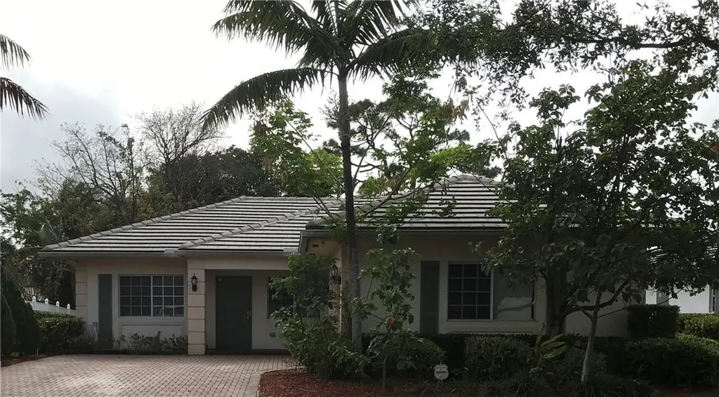 601 NW 17th Avenue Pompano Beach FL 33069