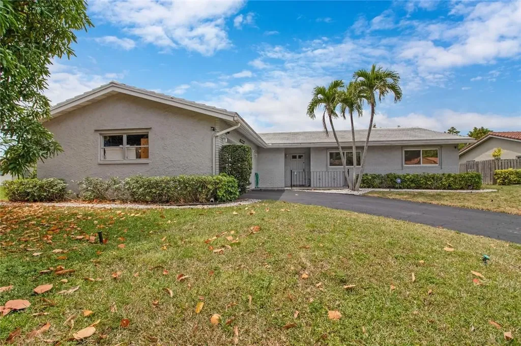 3820 NW 83rd Terrace Coral Springs FL 33065
