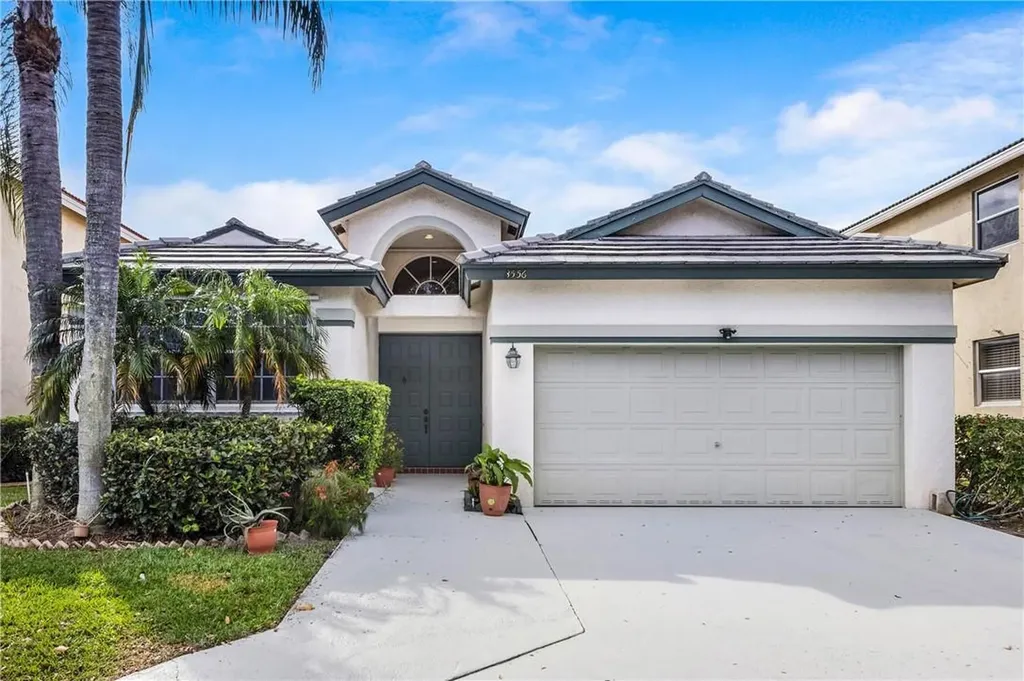 3556 Canary Palm Court Pompano Beach FL 33069