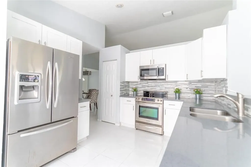 3203 NW 123rd Avenue Coral Springs FL 33065