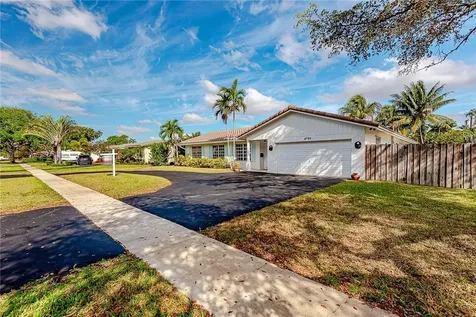 5721 SW 8th Court Plantation FL 33317