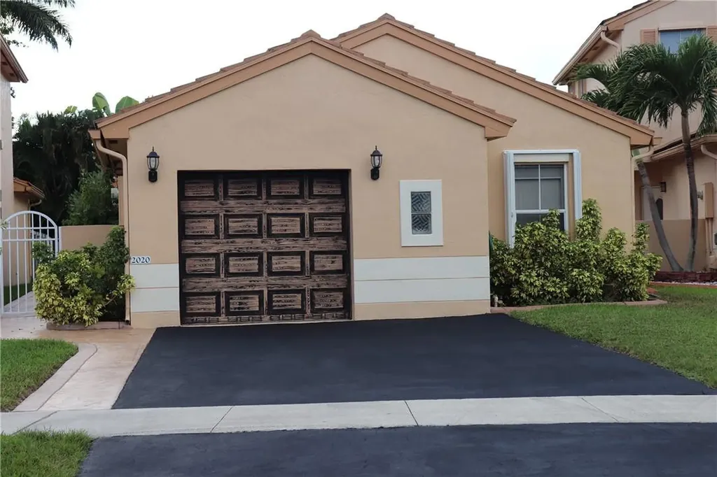 2020 NW 190th Avenue Pembroke Pines FL 33029