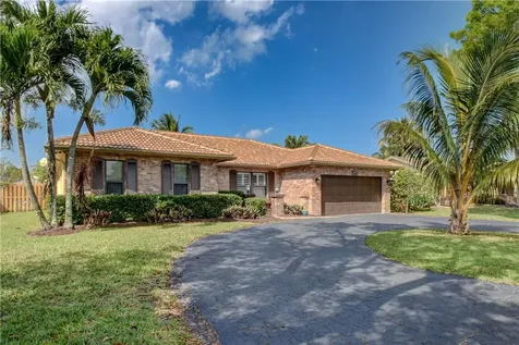 11085 NW 20th Drive Coral Springs FL 33071