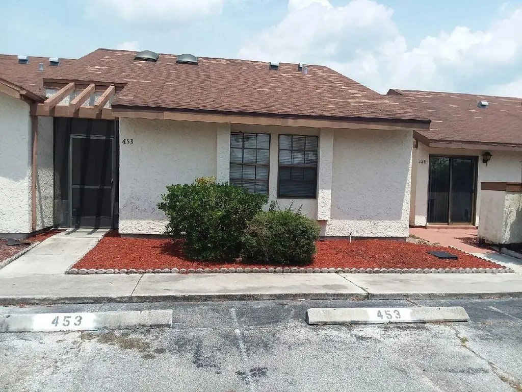 453 SW Bill Traitel Avenue Port St Lucie FL 34953