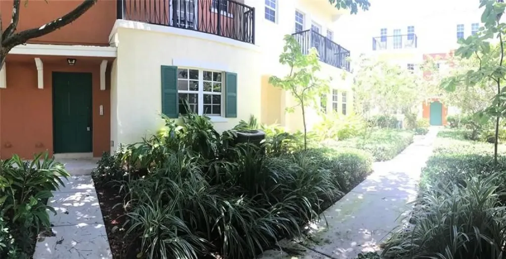 614 SW 2nd Terrace Pompano Beach FL 33060