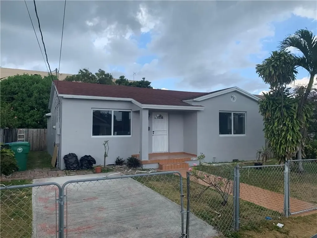 3555 NW 6th Street Miami FL 33125