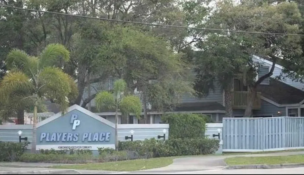 1802 Racquet Court North Lauderdale FL 33068