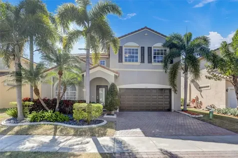 844 NW 127th Avenue Coral Springs FL 33071