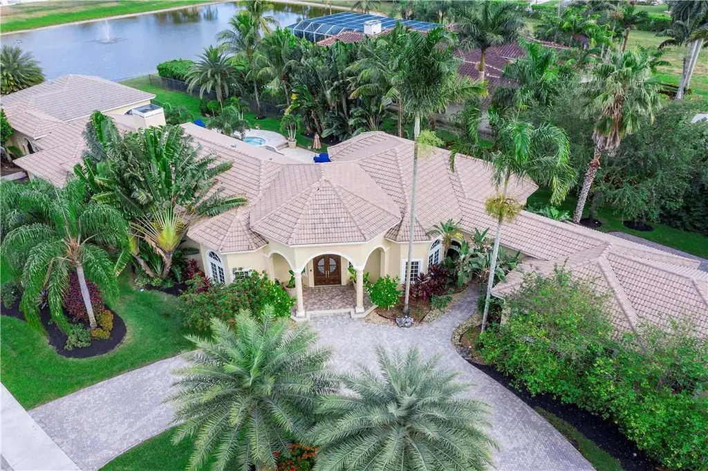 2230 Dorado Avenue Davie FL 33324