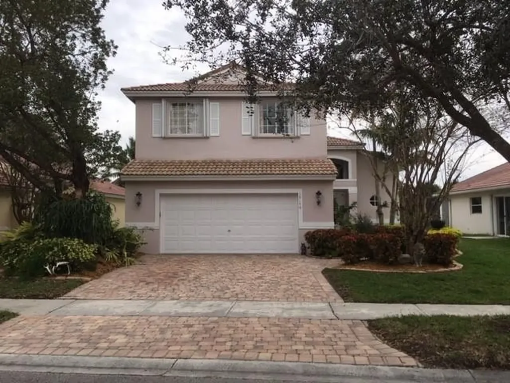 19146 SW 5th Street Pembroke Pines FL 33029