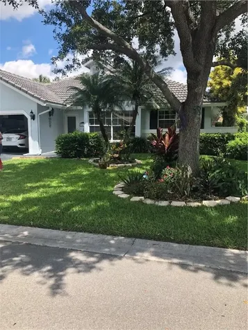5471 Pine Court Coral Springs FL 33067
