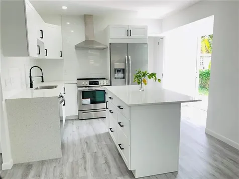 2604 Fletcher Court Hollywood FL 33020