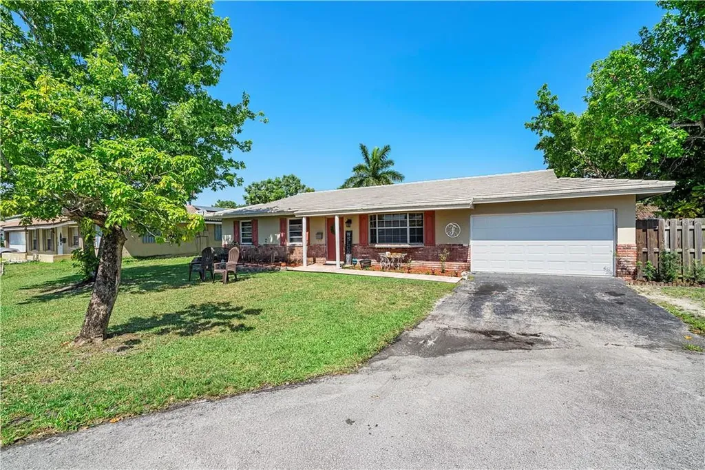 4105 NW 75th Avenue Coral Springs FL 33065