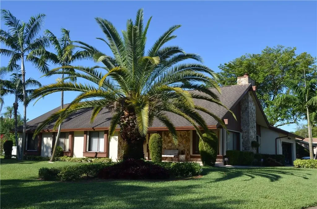 10100 Torchwood Avenue Plantation FL 33324