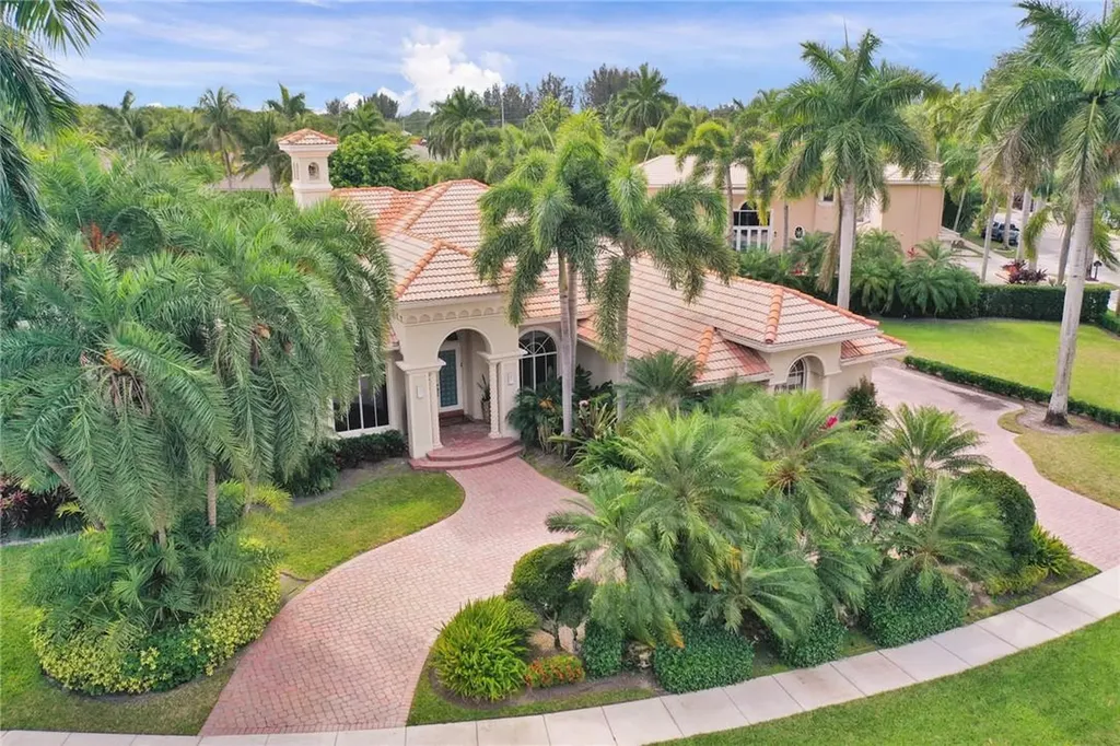 10968 Golden Eagle Court Plantation FL 33324