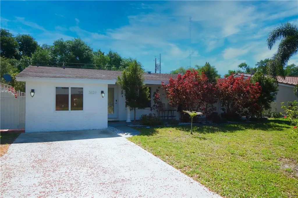 3829 E Shore Road Miramar FL 33023