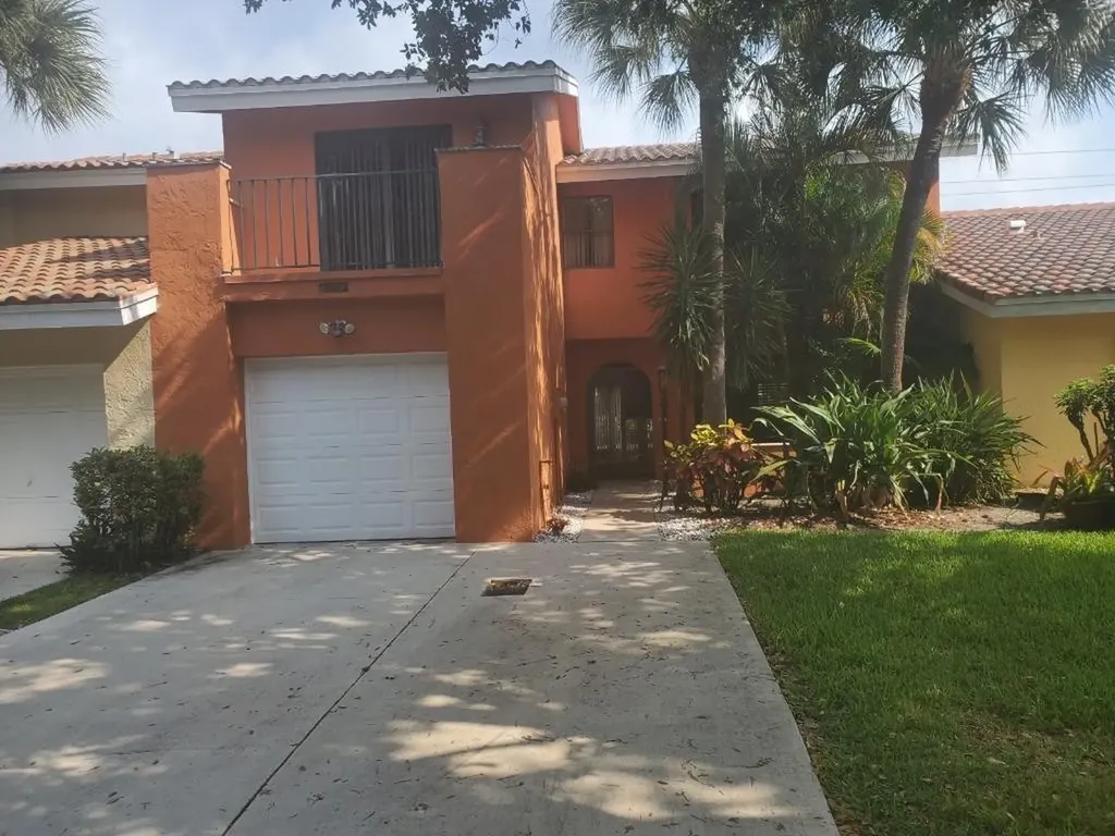 6074 Aloma Lane Boca Raton FL 33433