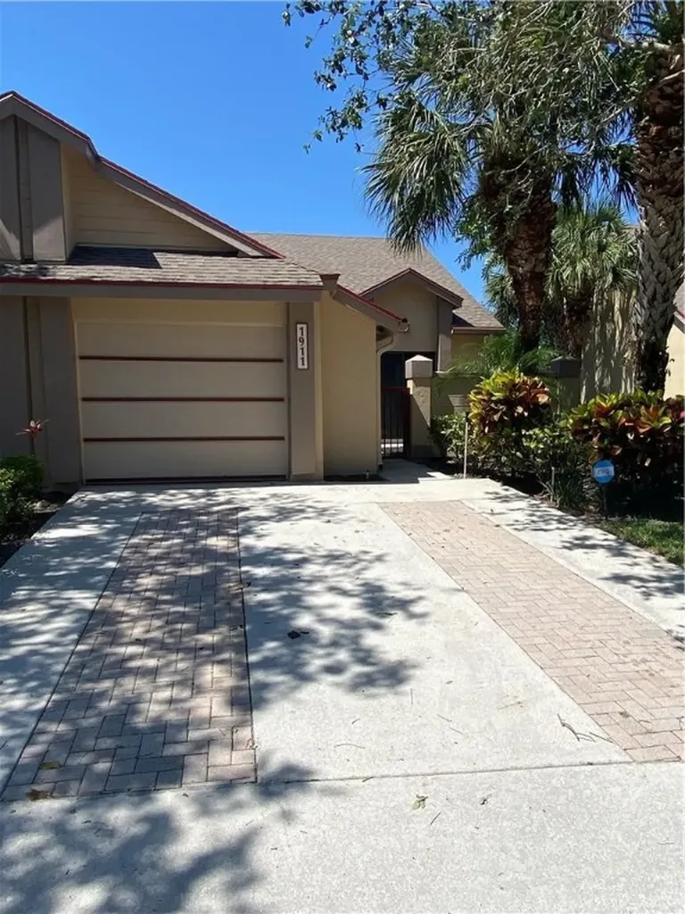 1911 Landings Boulevard Greenacres FL 33413