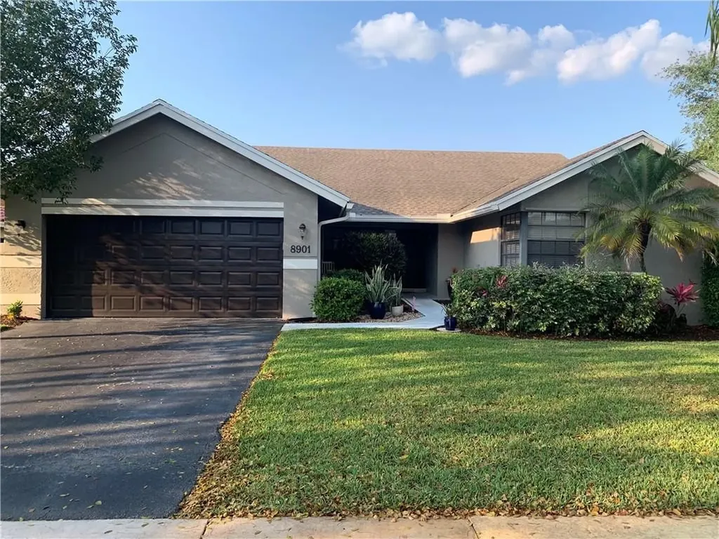 8901 SW 57th Street Cooper City FL 33328