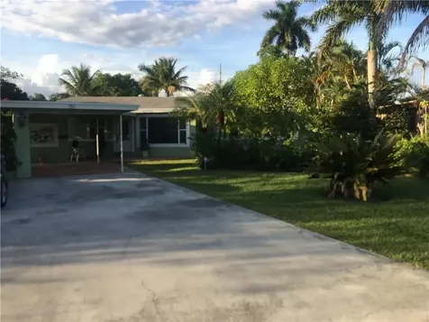 751 NW 37th Street Oakland Park FL 33309