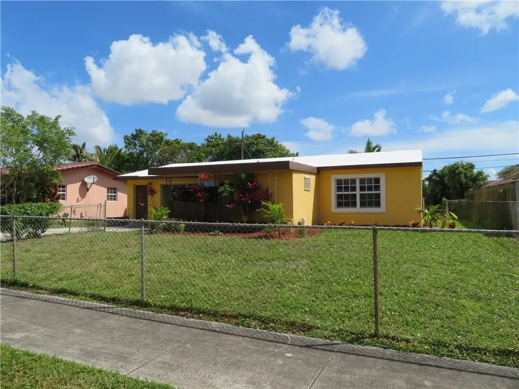 1620 SW 63rd Terrace North Lauderdale FL 33068