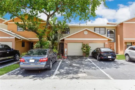 382 NW 103rd Terrace Pembroke Pines FL 33026