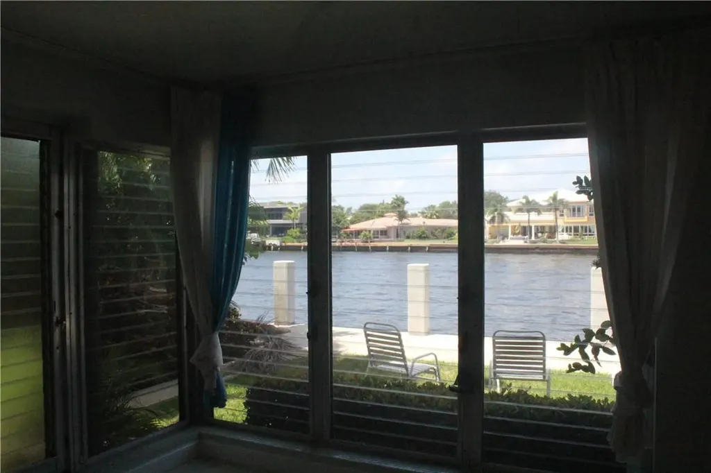561 Bayshore Drive Fort Lauderdale FL 33304