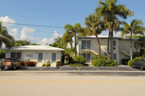 561 Bayshore Drive Fort Lauderdale FL 33304