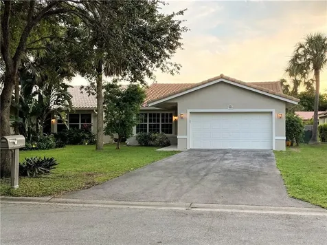 1462 NW 97th Avenue Coral Springs FL 33071